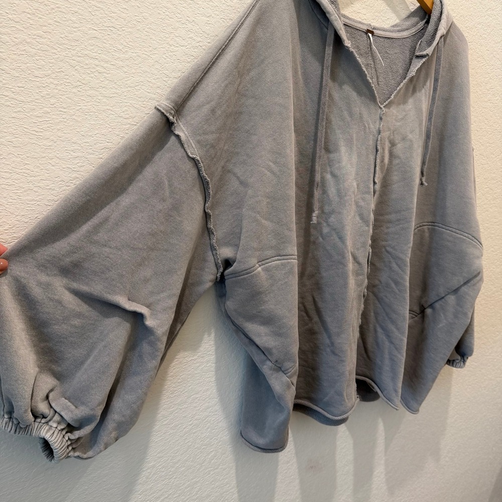 Free People We The Free Gray Oversized Hoodie V-Neck Seam Detail Sweatshirt M - Picture 3 of 4